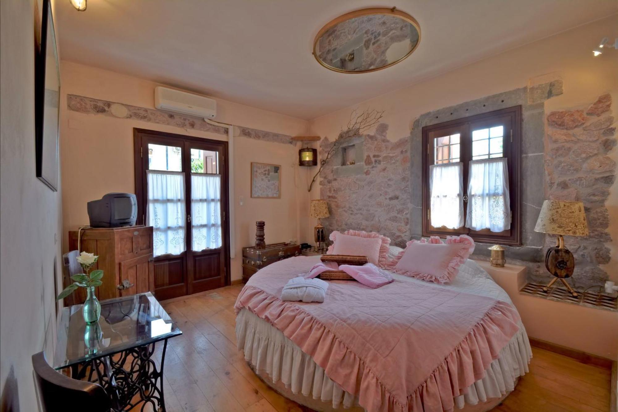 Archontiko Art Hotel Galaxidi Phòng bức ảnh